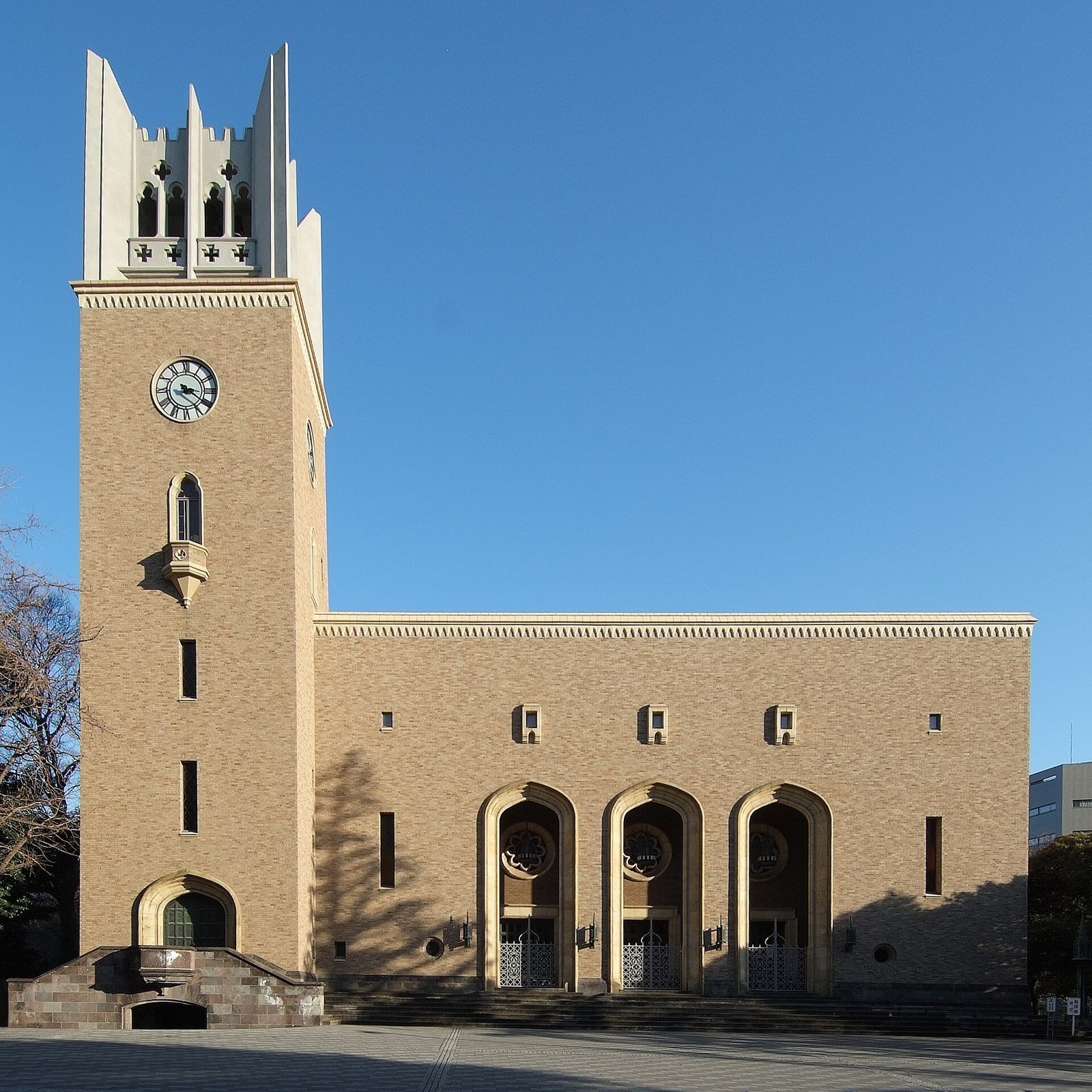 Okuma Auditorium clock tower at Waseda University